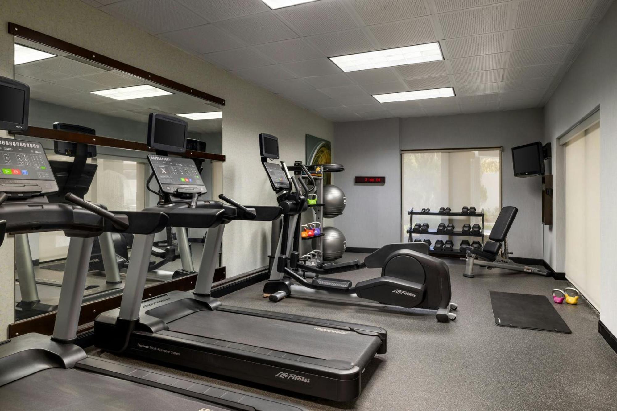 Courtyard Richmond צ'סטר מראה חיצוני תמונה